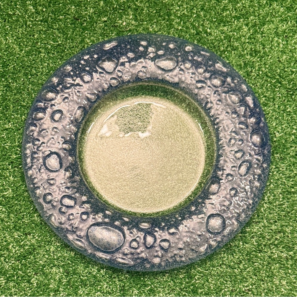 Elegant Blue and Green Textured Plate - Picture 2 of 5